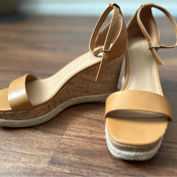 Madden Girl Matches Tan wedges size 8.5 NWOT - Picture 2 of 7